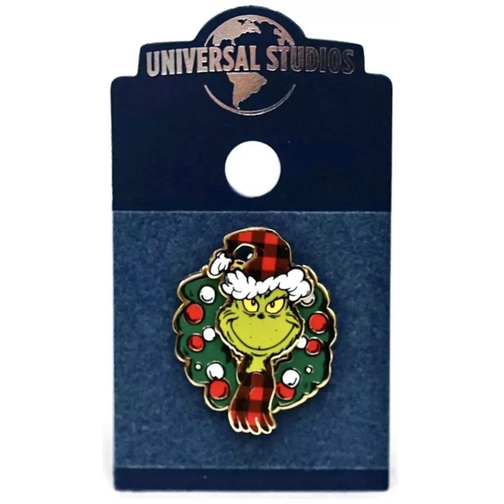 The Grinch Christmas Pin 🎄